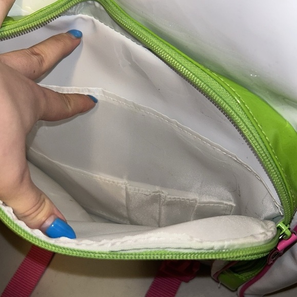 RARE PVC WHITE HELLO KITTY LARGE SPORTY BACKPACK LAS VEGAS - Picture 9 of 14